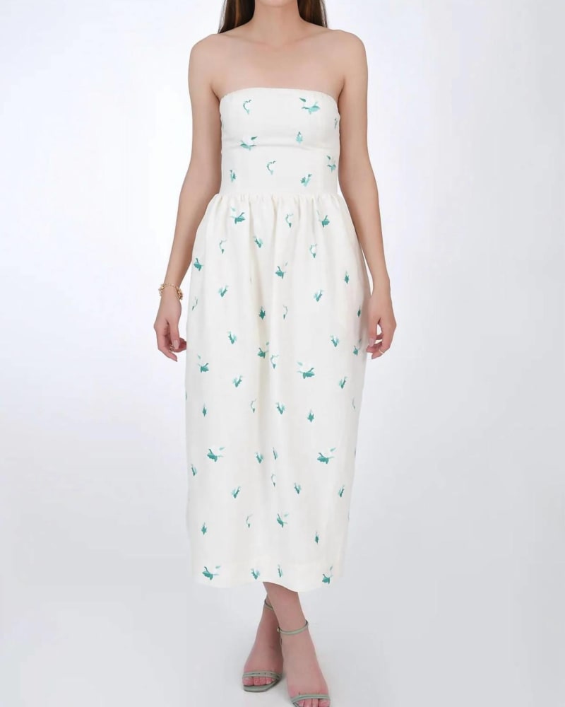 Front of a model wearing a size XL Rozie Dress In Ivory in Ivory by Fanm Mon. | dia_product_style_image_id:355279
